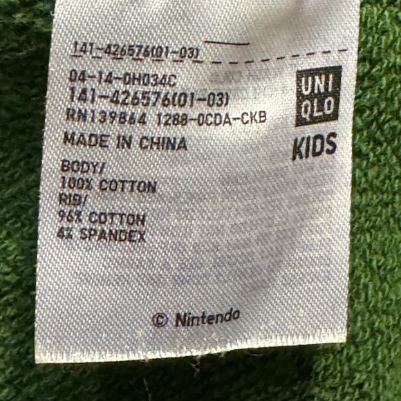Uniqlo Nintendo Yoshi Green Sweatshirt Hoodie Size 13 - Picture 6 of 9